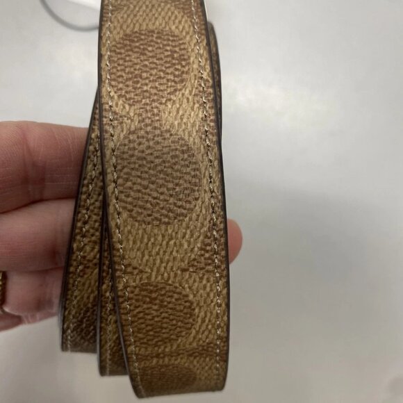 Coach Signature Buckle Cut-to-Size Belt – One Size (NWT) - Picture 4 of 9